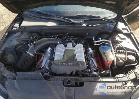 2010 Audi S4 Premium Plus z USA, uszkodzony, nr VIN WAUBGAFL4AA106620